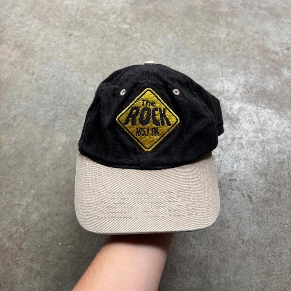 Vintage 90s The Rock 105.1 FM Guam USA black baseball cap